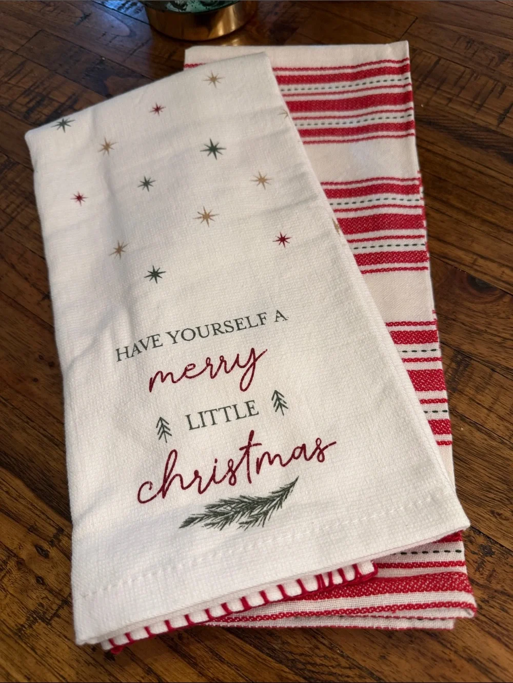 Holiday Red & White Kitchen Towels - NWOT 2 pk